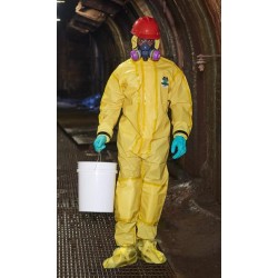 Combinaison Chemmax1EB avec attache detecteur de gaz